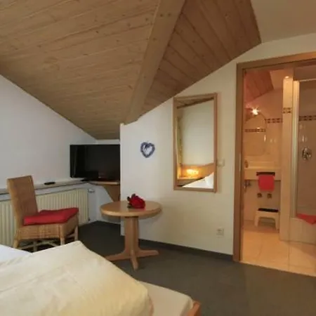 Szálloda Alpenlodge